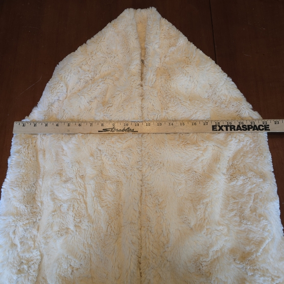 Jack by BB Dakota Cream Faux Fur Vest Women's Small - Picture 5 of 6